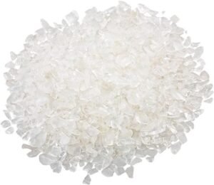 2-MMC crystal chunks